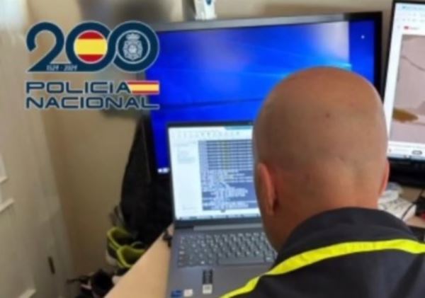 Desarticulada en Almería la mayor plataforma ilegal de manga en español