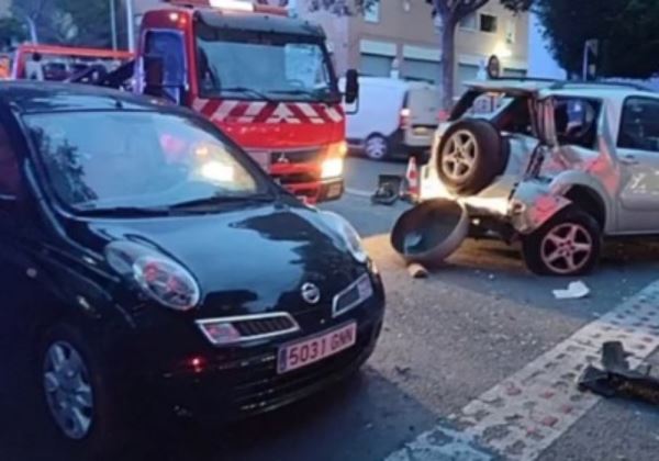 Imágenes del accidente múltiple provocado por una grúa en la avenida del Mediterráneo