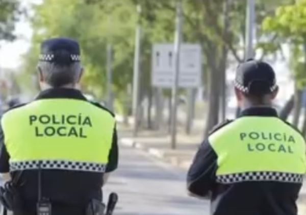 Detenido un hombre por agresión sexual y exhibicionismo en Vícar 