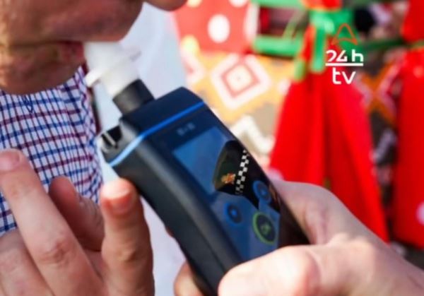 Vícar refuerza la seguridad en sus fiestas con controles de alcoholemia