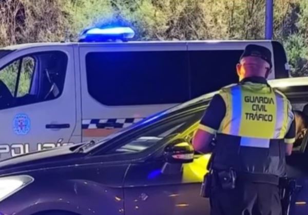 La Policía Local de Almería y la Guardia Civil han llevado a cabo un dispositivo conjunto de seguridad durante las fiestas de La Cañada