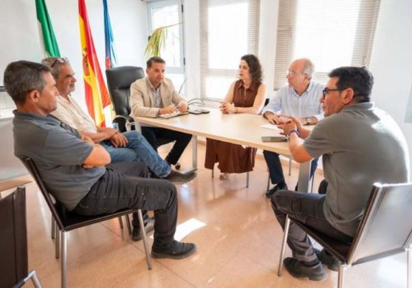 El Ayuntamiento de Roquetas de Mar continúa avanzando en el plan de limpieza y conservación de solares urbanos